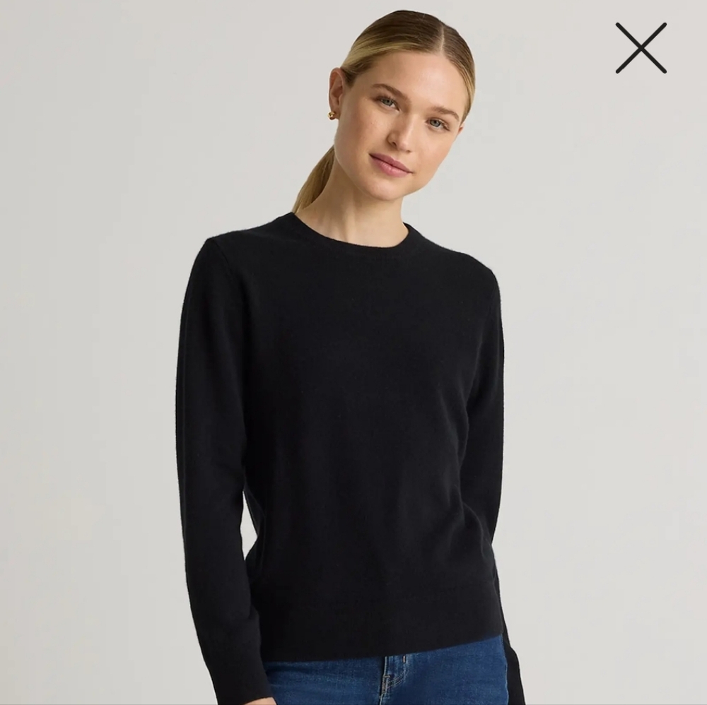 NWT- Quince Medium 100% cashmere light weight sweater